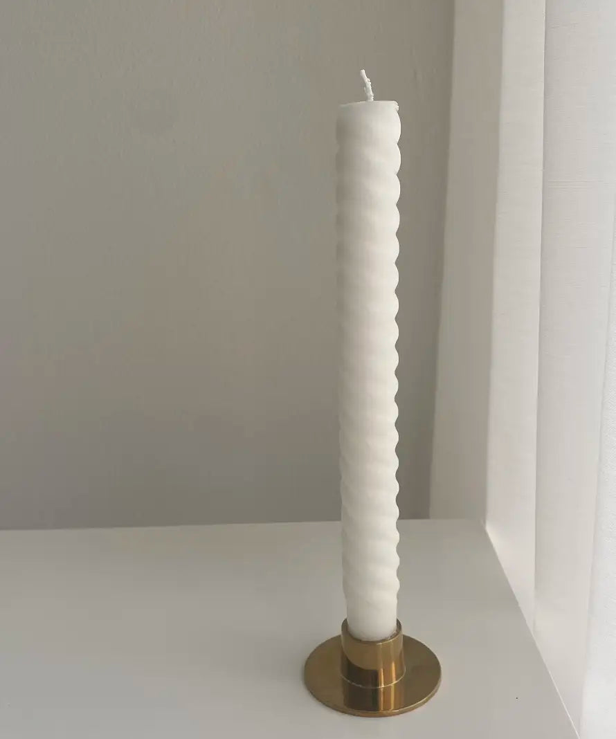 Kronljus med form som en spiral